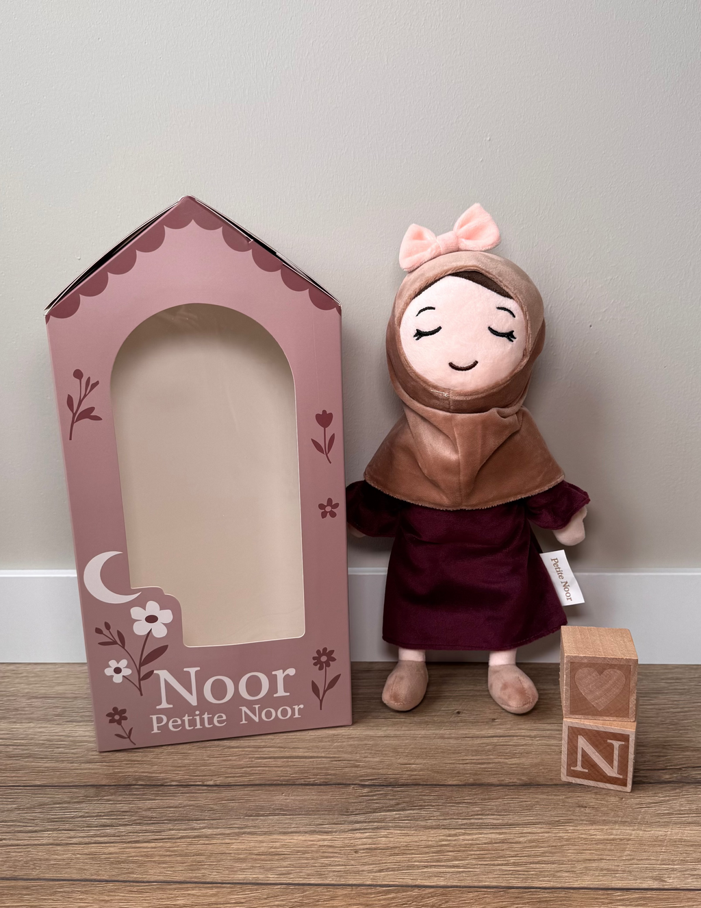 Noor knuffelpop (30 cm) - Eerste Editie