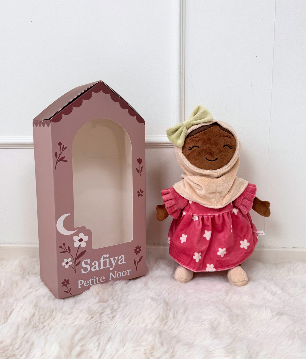 Safiya knuffelpop (30 cm)